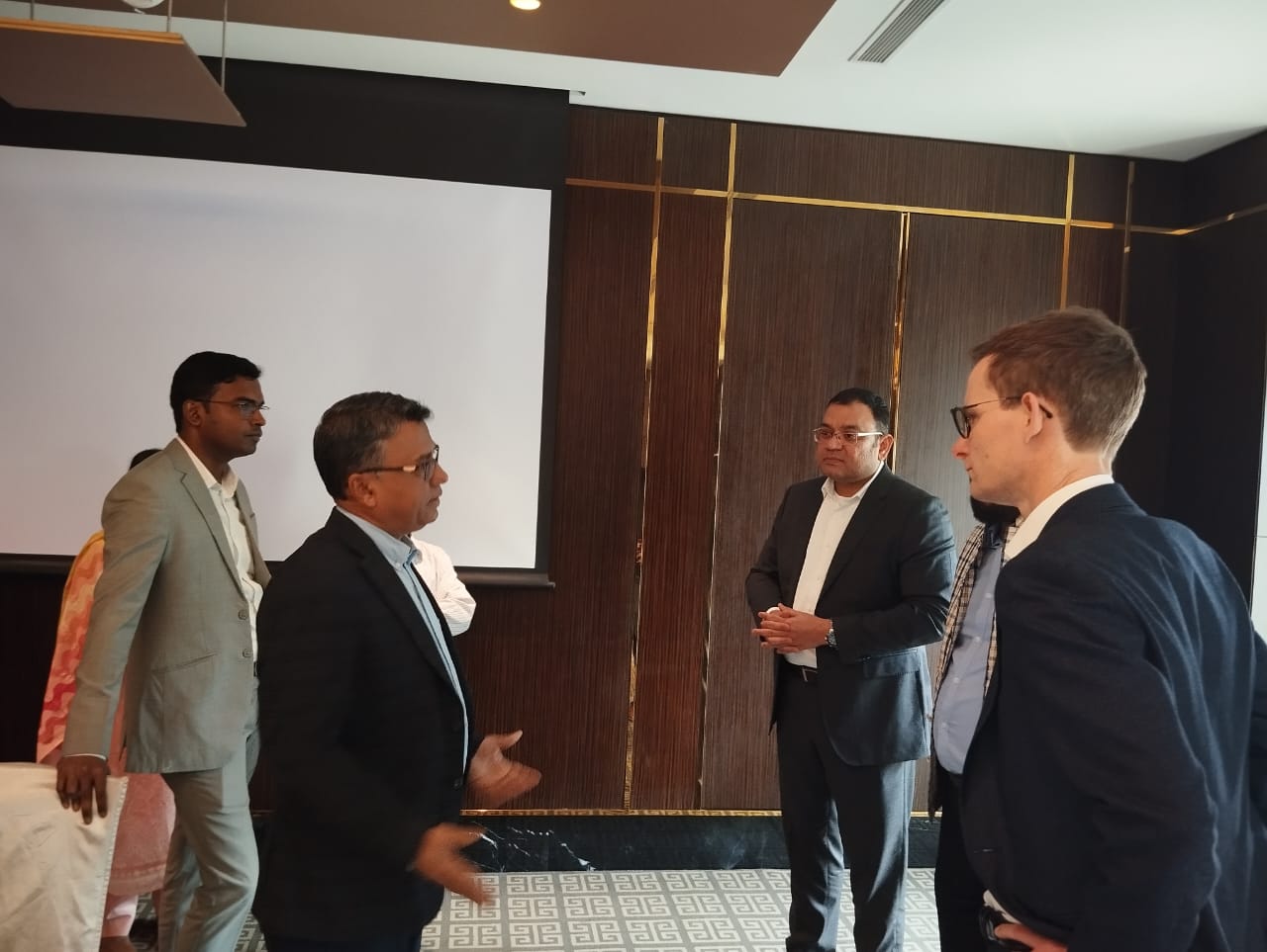 Bangladesh's First Blockchain Pilot Projects: World Bank Meeting with FAPAD officials